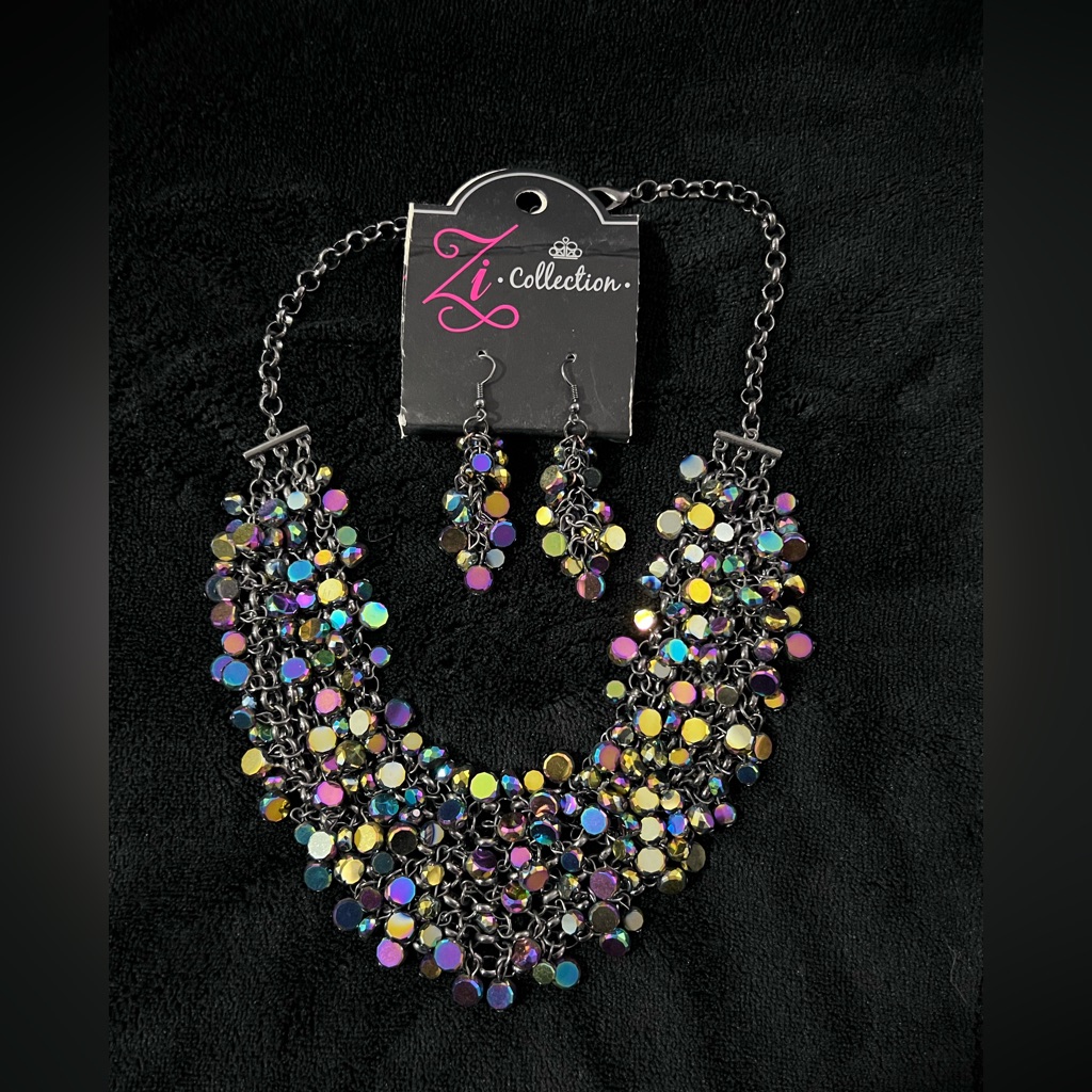 Paparazzi | Zi Collection | Oil Spill | Statement Necklace And Earrings